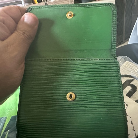 LOUIS VUITTON Epi Portefeuille Elise Wallet Green LV - Picture 6 of 14